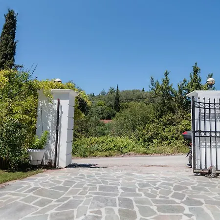 Anna Maria House Перама