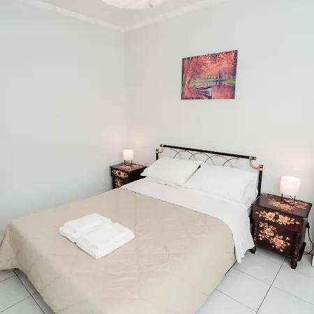 Anna Maria House * Perama